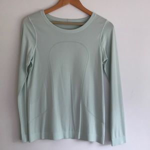 Lululemon Swiftly Tech Long Sleeve (Breeze)